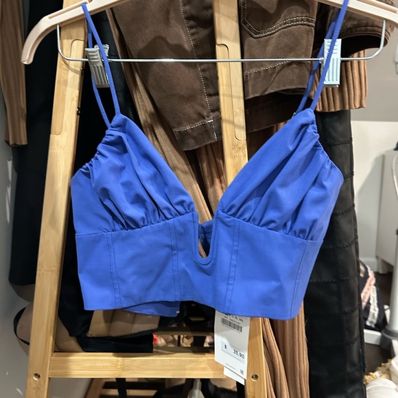 Zara Tops - Zara top NWT BLUE CROP PLUNGE